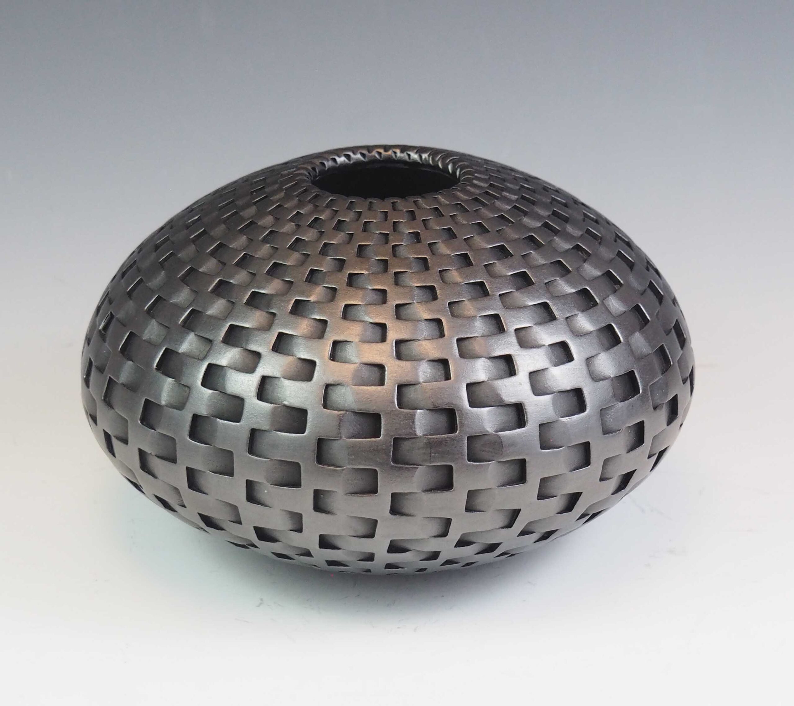 Michael Wisner - Metallic Ratan 5 x 7 (380)